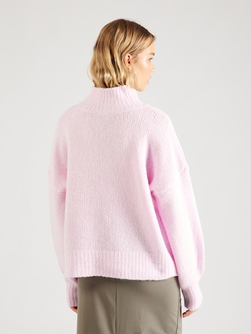 True Religion Pullover in Pink