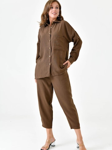 WOMAN VISION Kostuum in Bruin