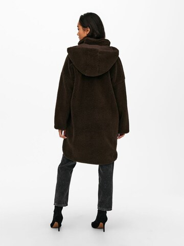 Jachetă  fleece de la ONLY pe maro