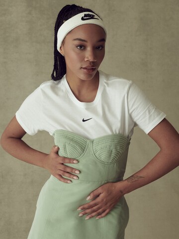 Nike Sportswear Tričko – bílá