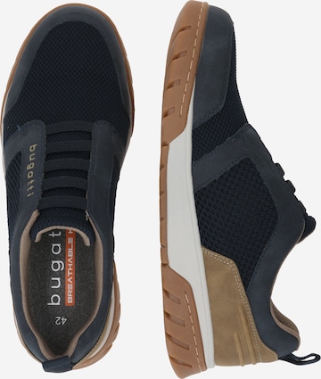 bugatti Sneakers laag 'Irish' in Blauw