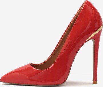 Kazar Pumps in Red: front