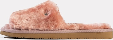 Minnetonka Slipper 'Lolo' in Pink: front