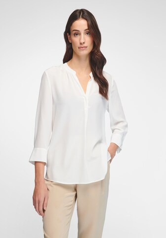 Laura Biagiotti Roma Blouse in White: front