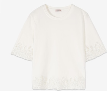 Haut oltre en blanc : devant