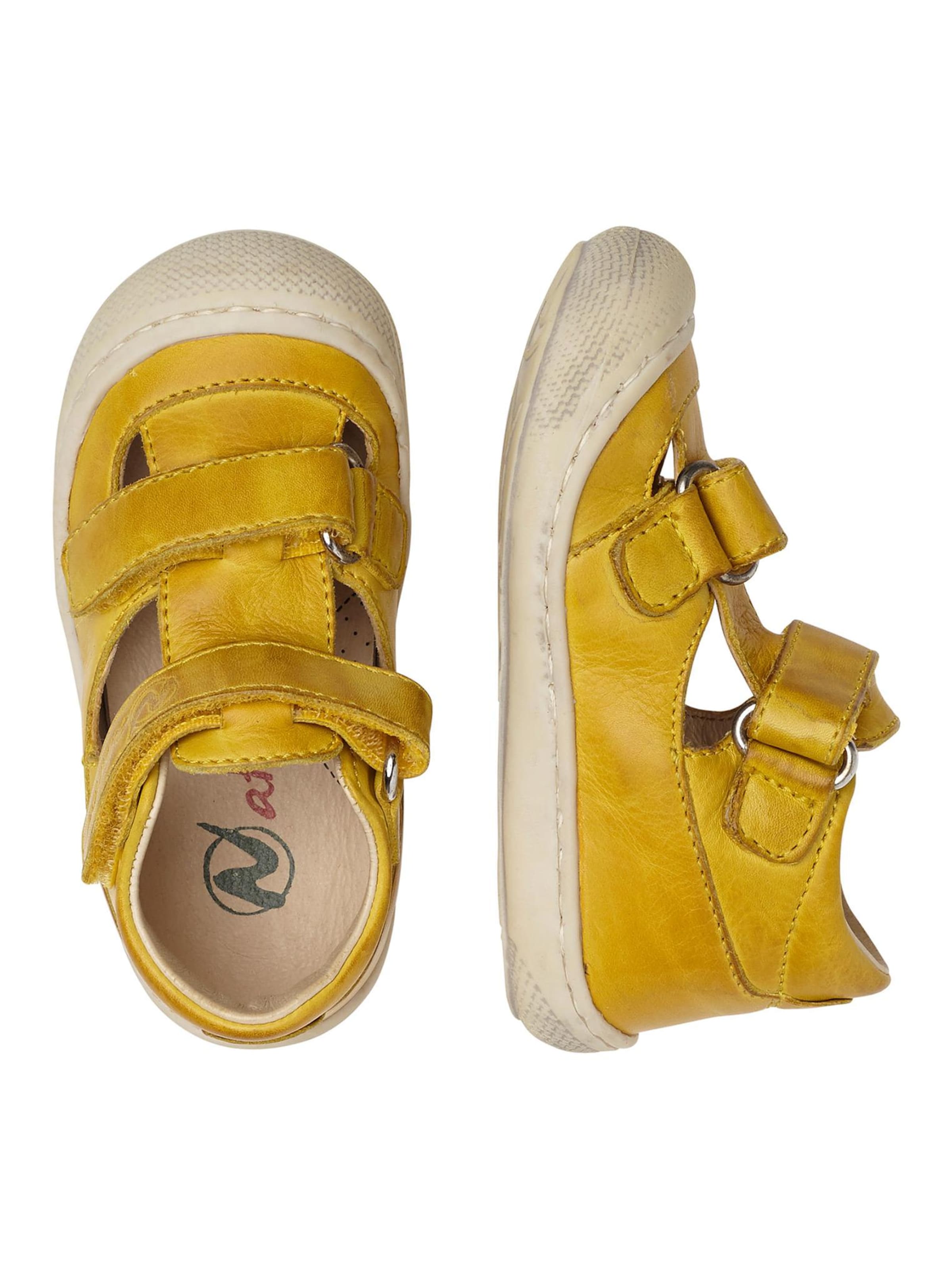 Chaussures ouvertes 'PUFFY' NATURINO en jaune