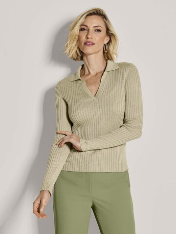 MADELEINE Trui in Groen: voorkant