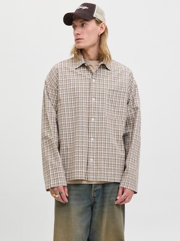 JACK & JONES - Ajuste confortable Camisa en blanco: frente