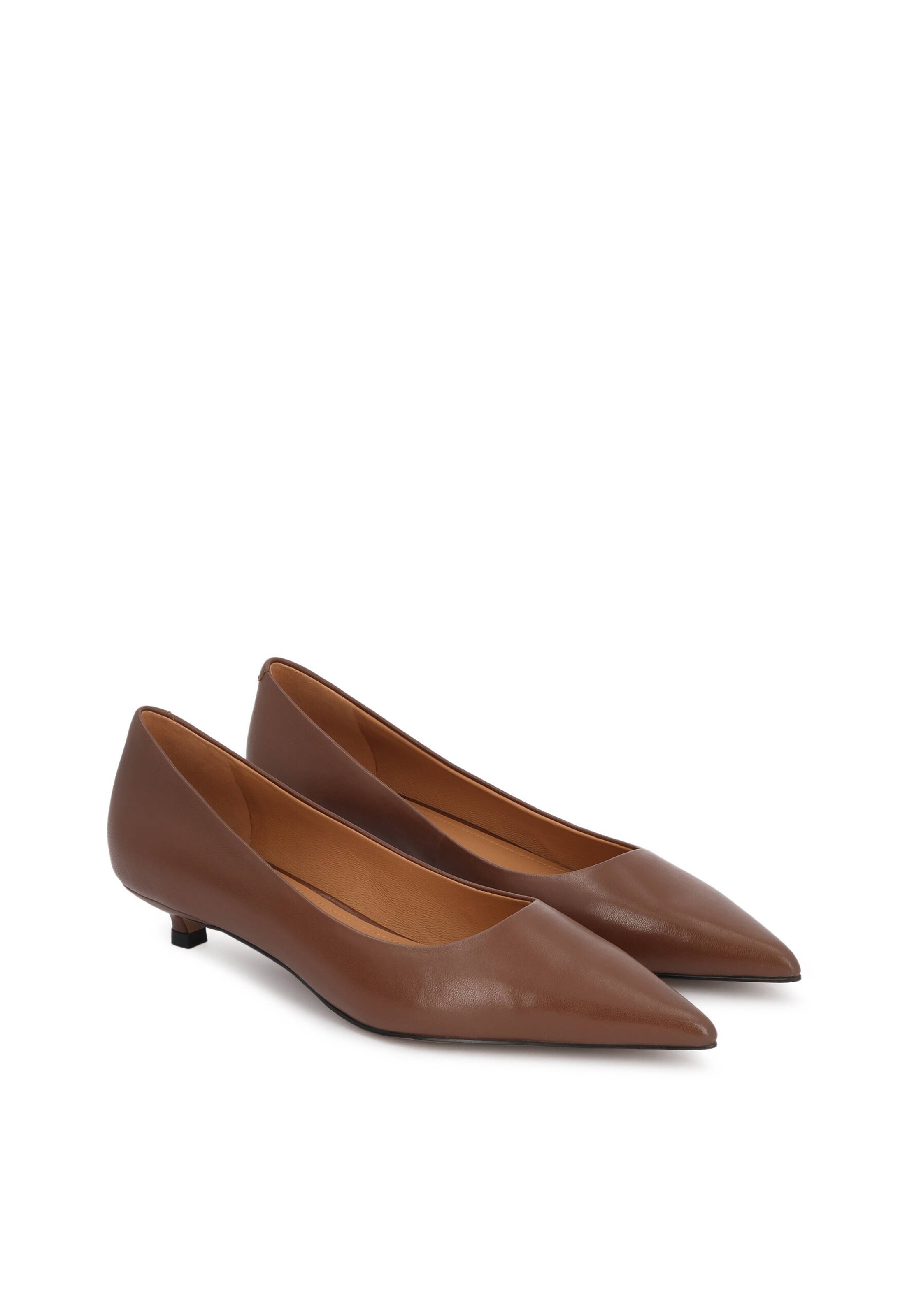 Kazar Pumps in Bruin