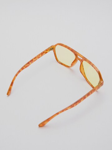 Pull&Bear Sluneční brýle – hnědá
