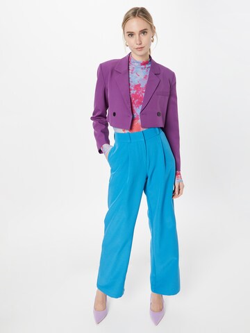 SOMETHINGNEW Wide leg Pleat-Front Pants in Blue