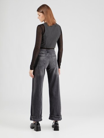 ONLY Regular Jeans 'ONLElla' in Black