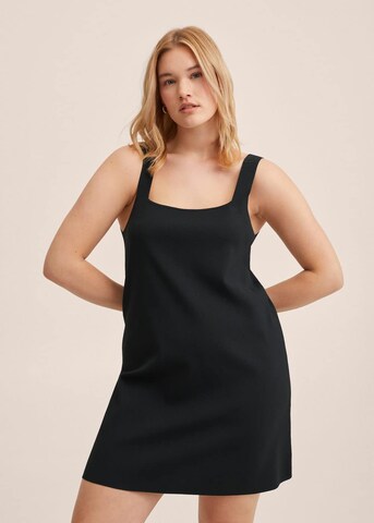 Abito in maglia 'bell' di MANGO in nero