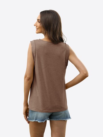 Top de la Imily Bela pe maro