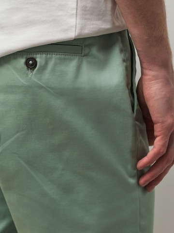 Coupe slim Pantalon chino Next en vert