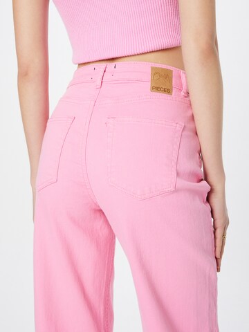 PIECES Regular Jeans 'Holly' in Pink