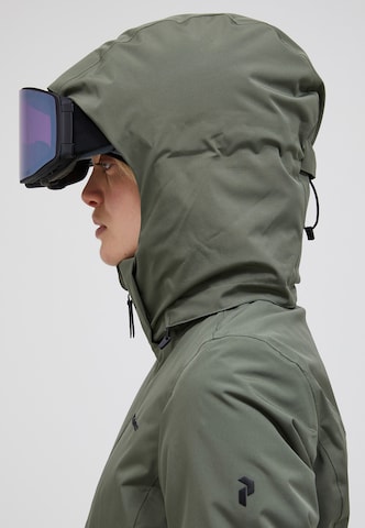 PEAK PERFORMANCE Outdoorjas in Groen