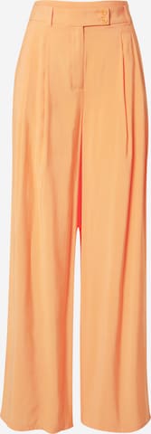 Guido Maria Kretschmer Women Wide leg Pleat-Front Pants 'Jule' in Orange: front