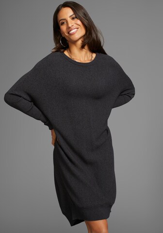 LAURA SCOTT Pullover in Grau