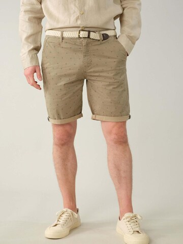 Deeluxe Regular Chino Pants 'Napua' in Beige: front