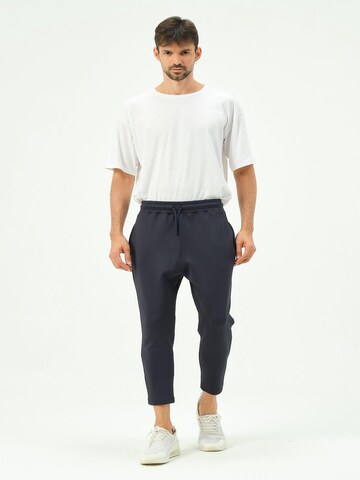 Effilé Pantalon C&City en bleu : devant