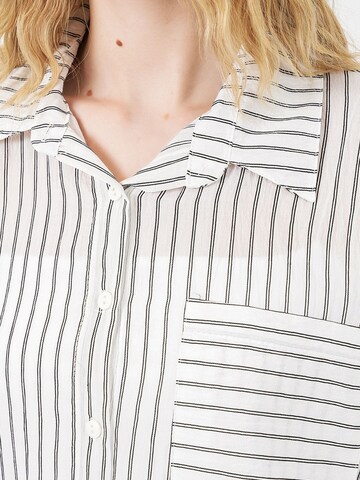 Bigdart Blouse in White