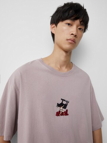 Pull&Bear T-Shirt in Lila