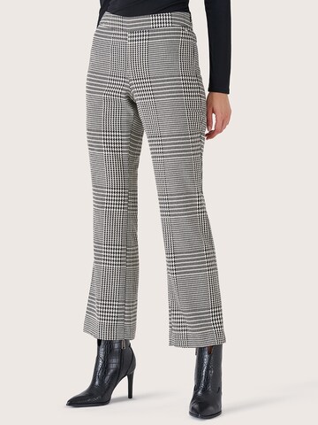 Camomilla Italia Loosefit Hose 'JACQUELIS' in Weiß: Vorderseite