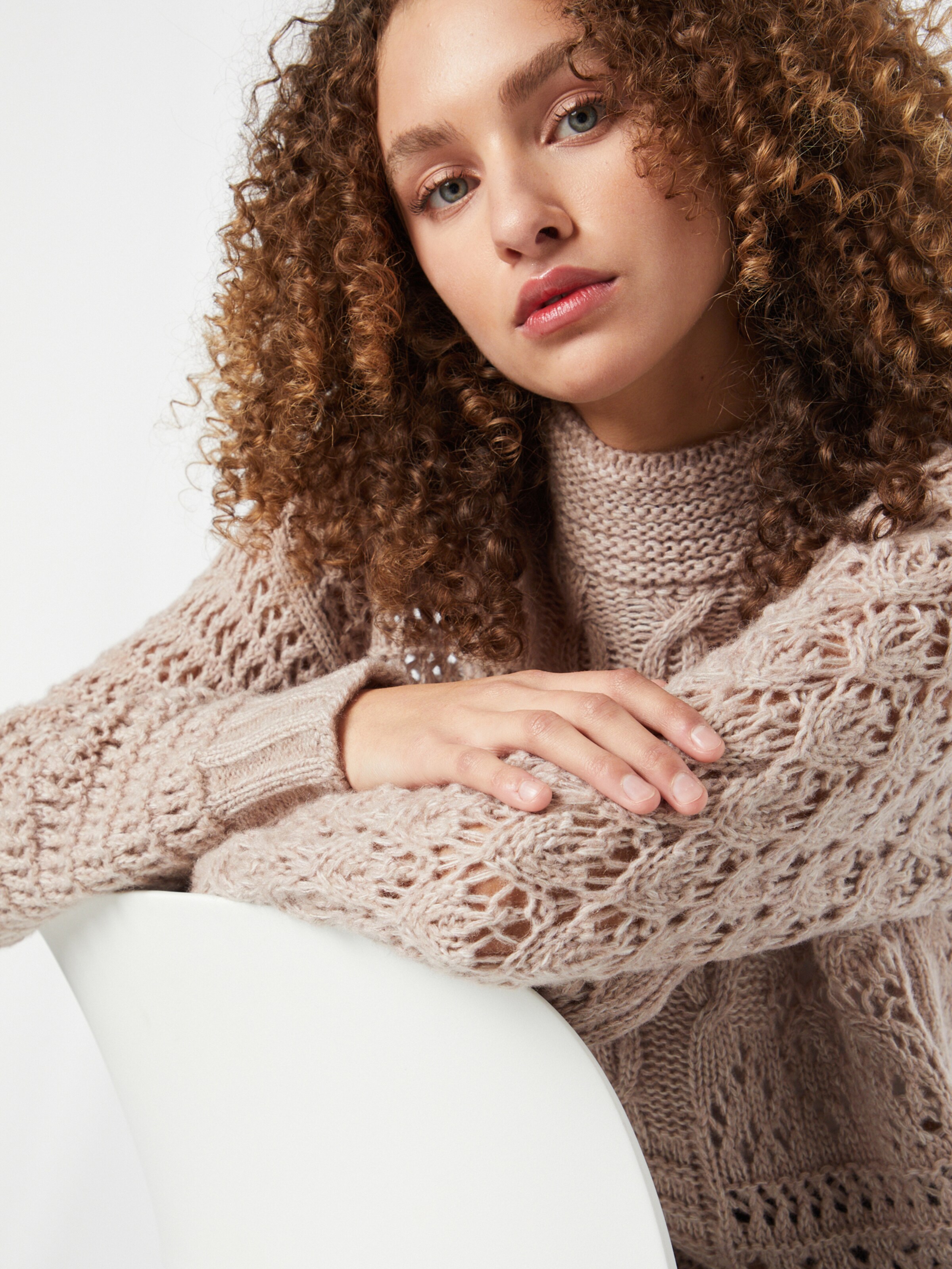 Frauen Pullover & Strick UNITED COLORS OF BENETTON Pullover in Dunkelbeige - PB59349 Frauen Pullover & Strick UNITED COLORS OF BENETTON Pullover in Dunkelbeige - PB59349