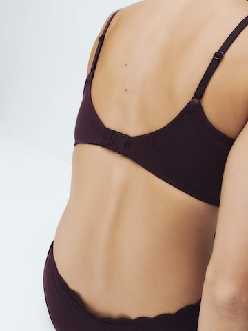 T-shirt Reggiseno di Marks & Spencer in lilla