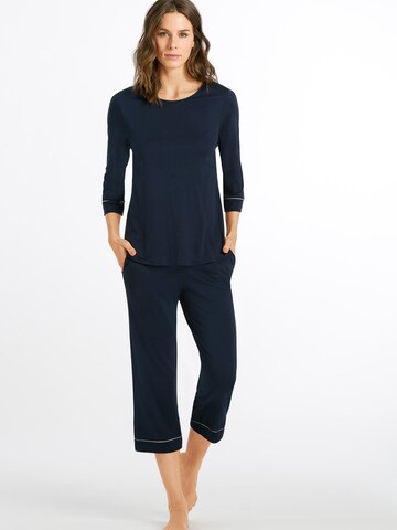 Hanro Pyjama ' Natural Comfort ' in Blauw: voorkant