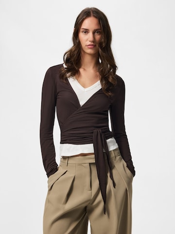 T-shirt 'PCROYA' PIECES en gris : devant