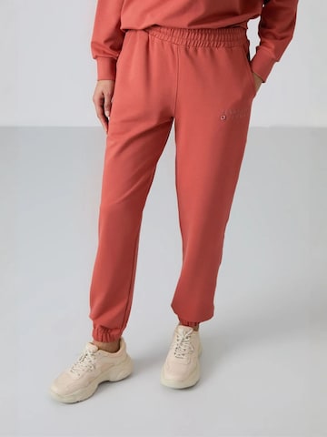 Tommy Life - Fato de jogging em vermelho