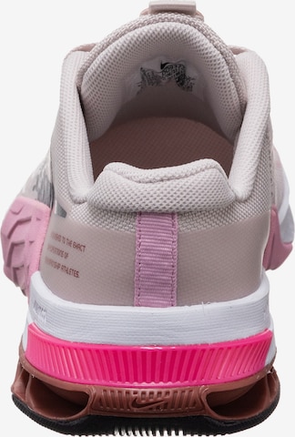 Chaussure de sport 'Metcon 8' NIKE en rose