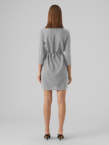 Robe 'CINA' VERO MODA en gris