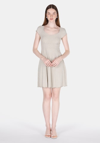 Colin's Kleid in Beige: Vorderseite