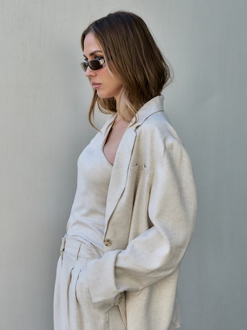 The Base Theory Μπλέιζερ 'LINEN BLAZER' σε μπεζ