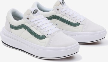 Sneaker bassa 'Overt' di VANS in bianco