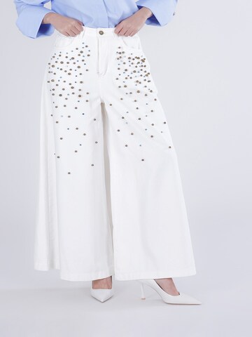 Wide leg Jeans di CAFè NOIR in bianco: frontale