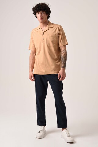 Antioch T-shirt i beige