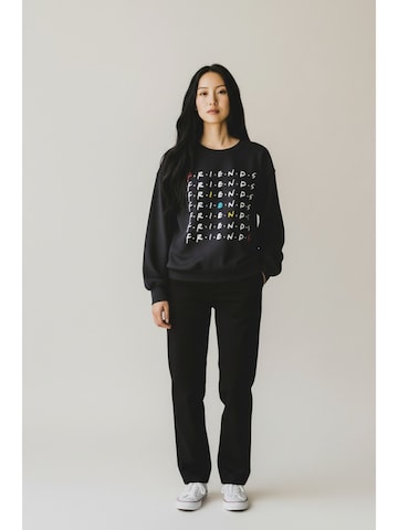 Warner Bros Sweatshirt 'Friends' in Black: front