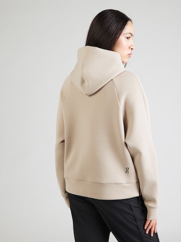 On - Camiseta deportiva 'Focus' en beige