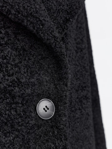 Manteau mi-saison Rich & Royal en noir