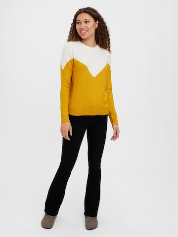 VERO MODA Sweater 'Plaza' in Yellow