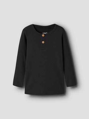 NAME IT Shirts i grå