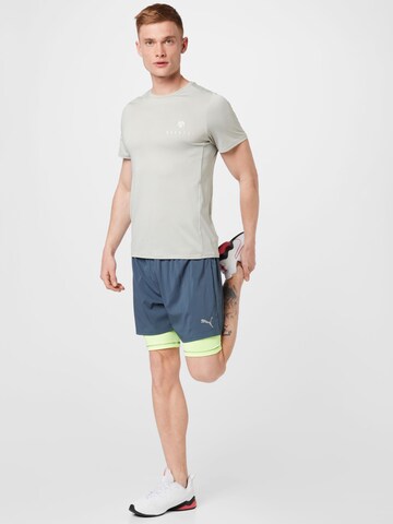 Regular Pantaloni sport de la PUMA pe gri