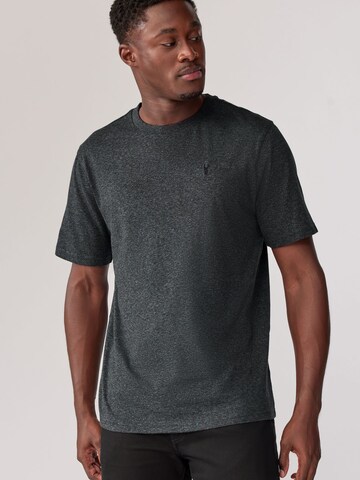 Next Shirt in Red