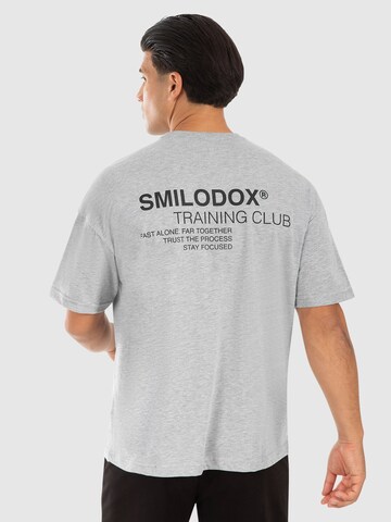 T-Shirt ' Cyris ' Smilodox en gris