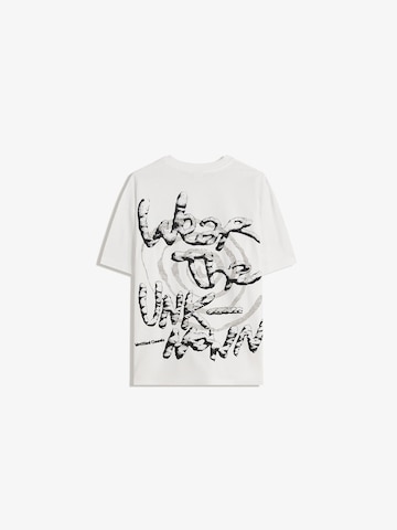 BershkaMajica 'GOODS' - bijela boja