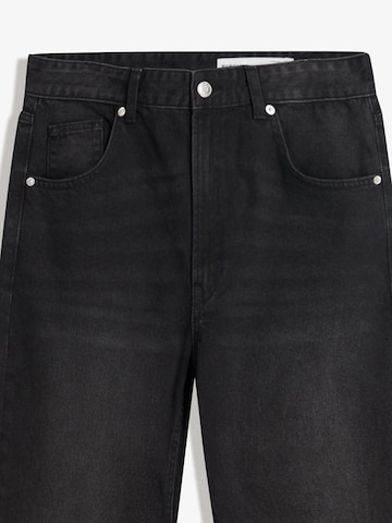 Bershka Regular Jeans in Schwarz